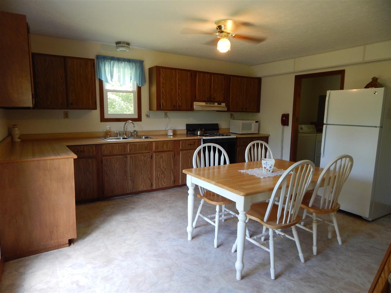 1528 Popcorn Road Springville, IN 47462 - Photo 3 of 16 Gallery Image 3