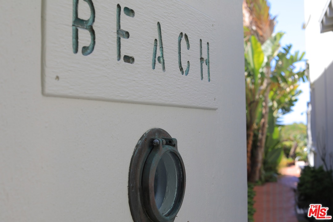 31008 Broad Beach Road Malibu, CA 90265 - Photo 3 of 40