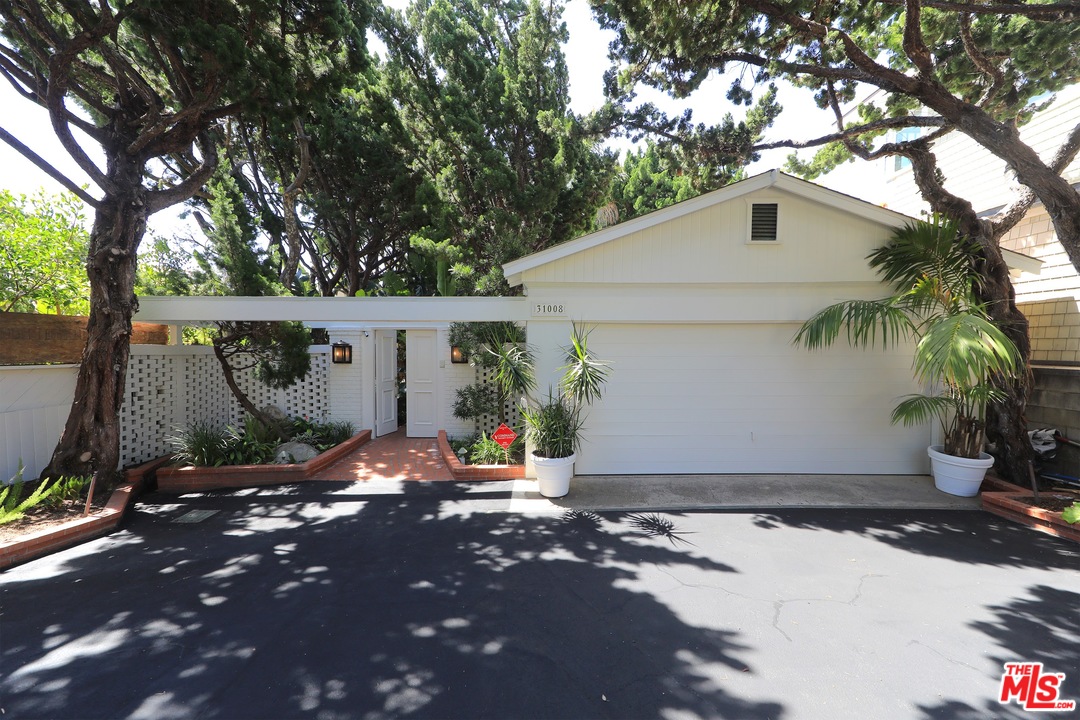 31008 Broad Beach Road Malibu, CA 90265 - Photo 40 of 40 a view of a outdoor space with a tree