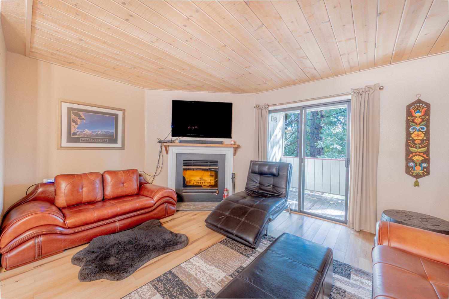 1002 Manuel Road Arnold, CA 95223 - Photo 2 of 34