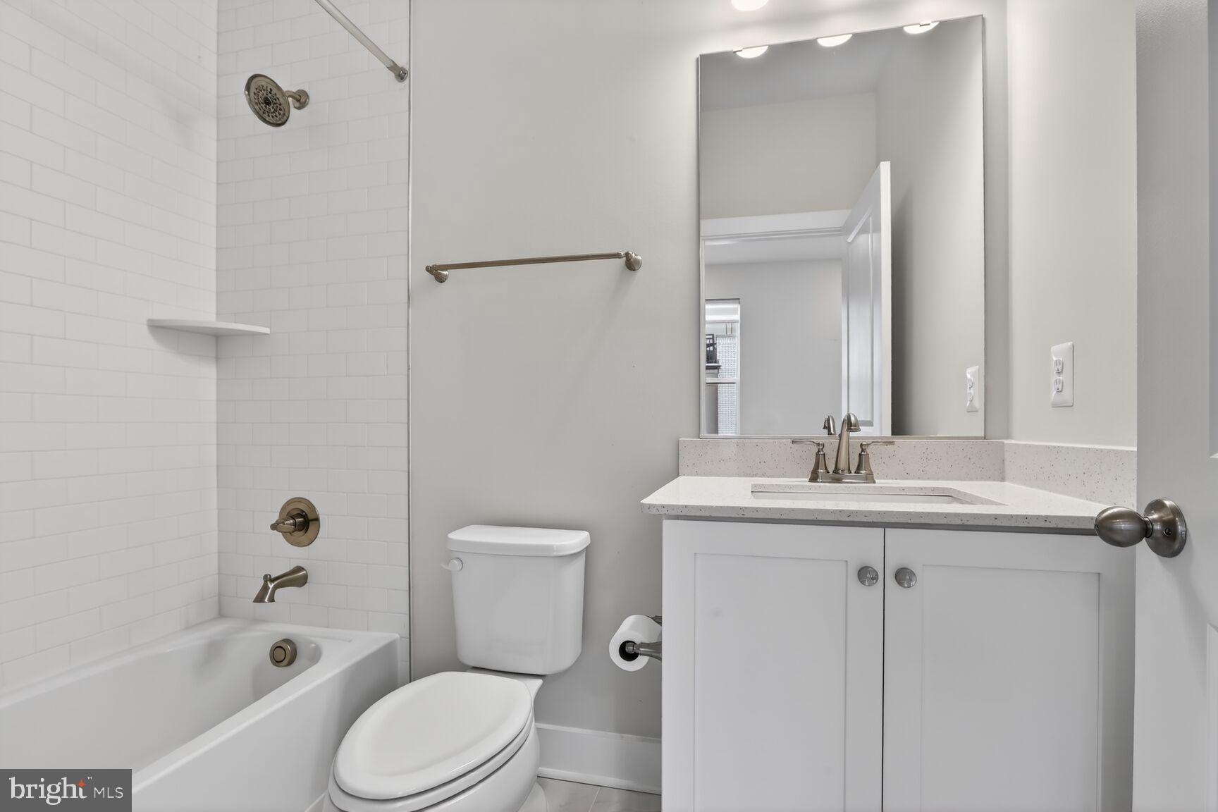 112 Glass Lane Baltimore, MD 21230 - Photo 7 of 29