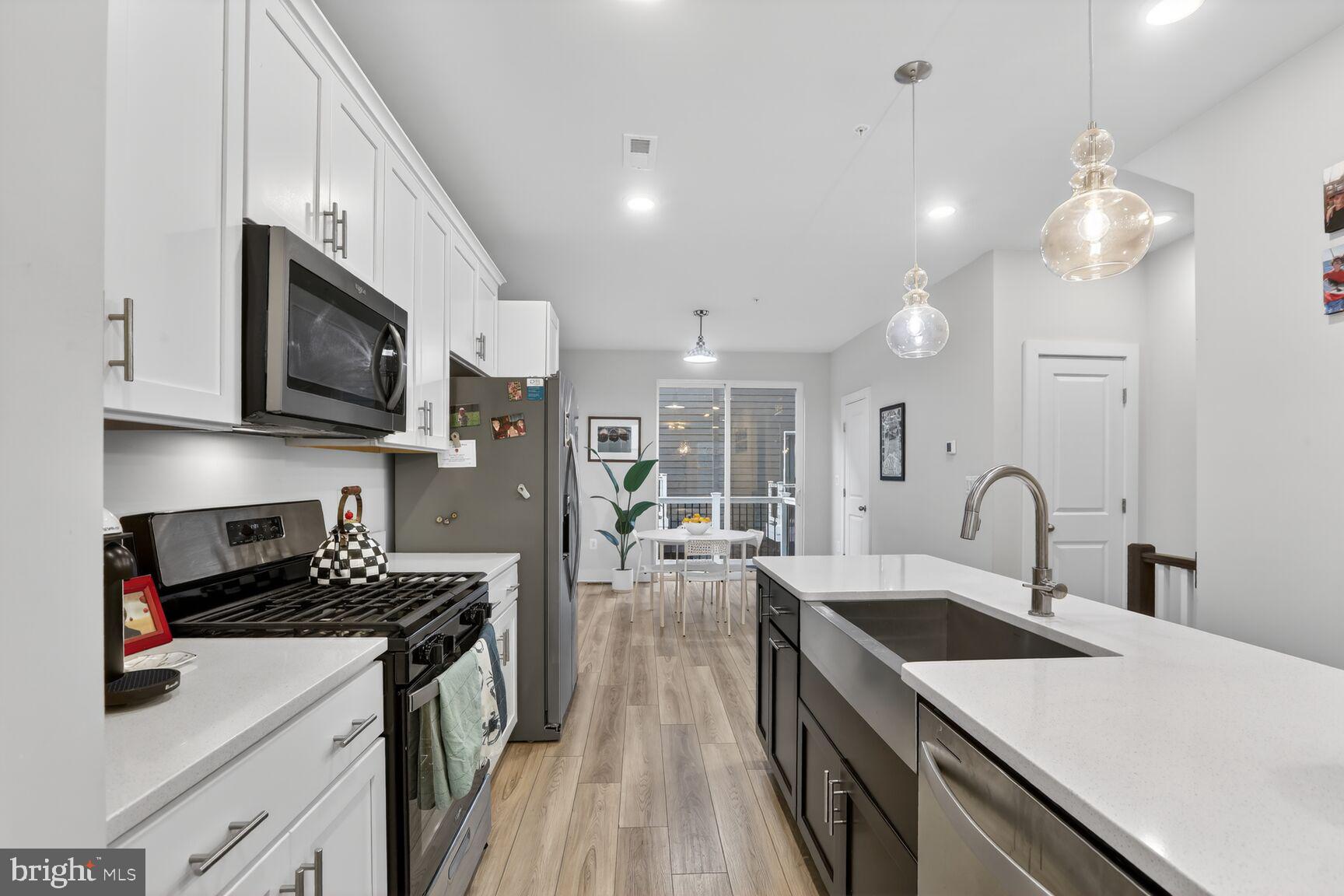 112 Glass Lane Baltimore, MD 21230 - Photo 10 of 29