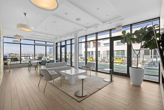 $700,000 | 160 1st Street, Unit 810, Jersey City, NJ 07302