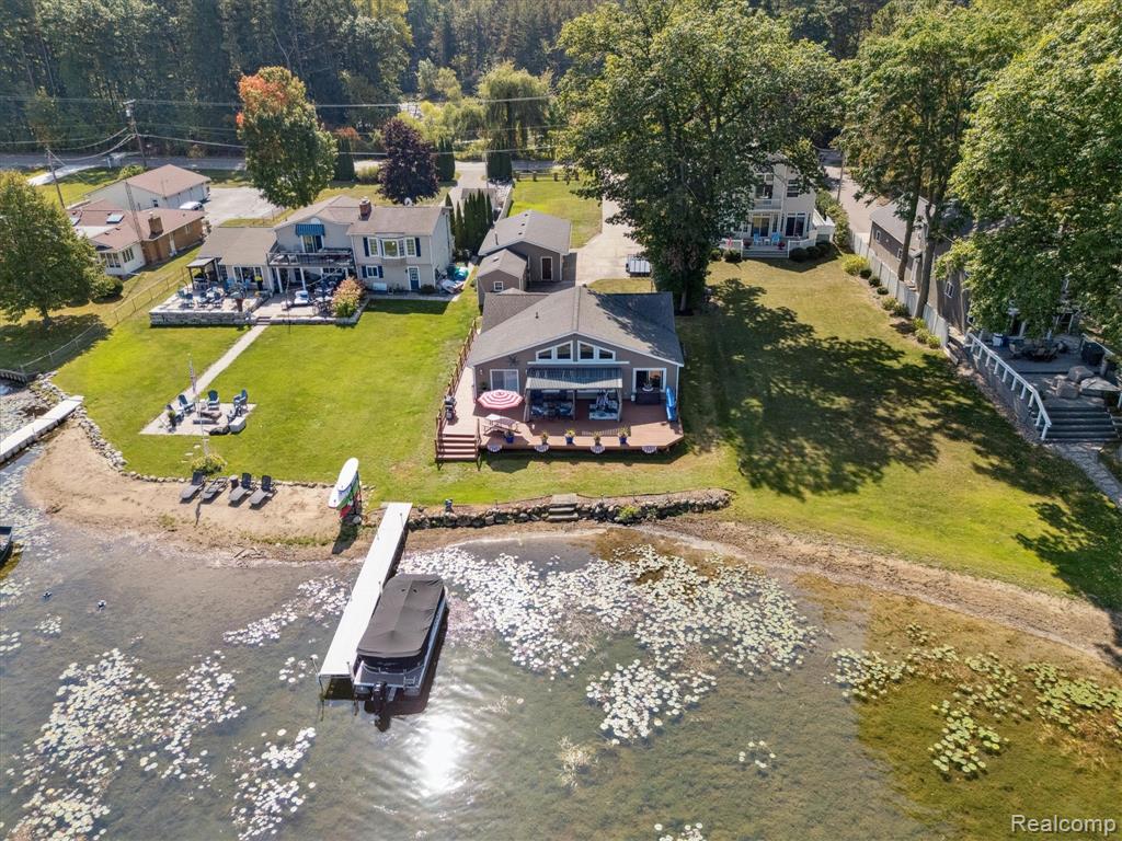 2236 Grove Park Road Fenton, MI 48430 - Photo 45 of 50