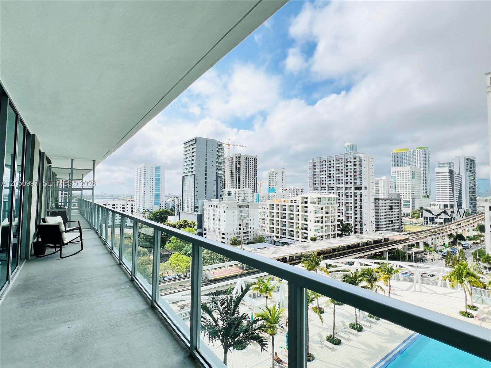 79 Southwest 12th Street, Unit 1510S Miami, FL 33130 - Photo 47 of 56