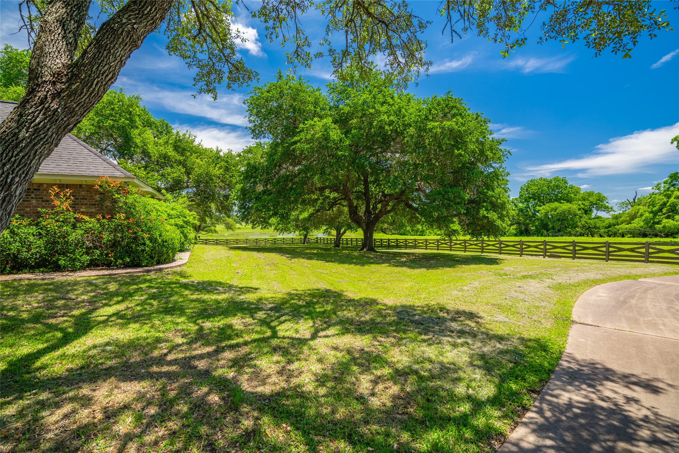 7900 Old Gay Hill Road Brenham, TX 77833 - Photo 10 of 38