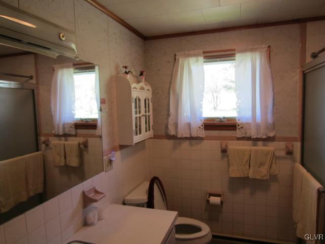 1426 Main Road Lehighton, PA 18235 - Photo 13 of 36 Gallery Image 13