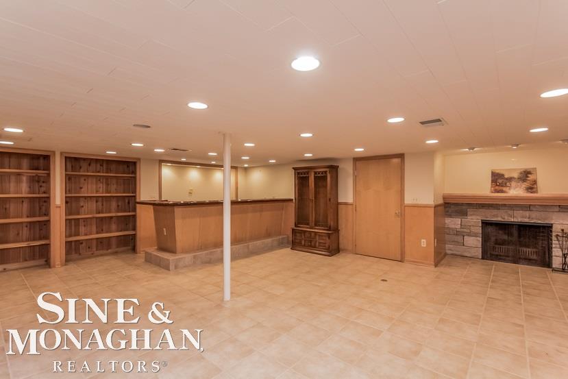 21 Hawthorne Road Grosse Pointe Shores, MI 48236 - Photo 54 of 80