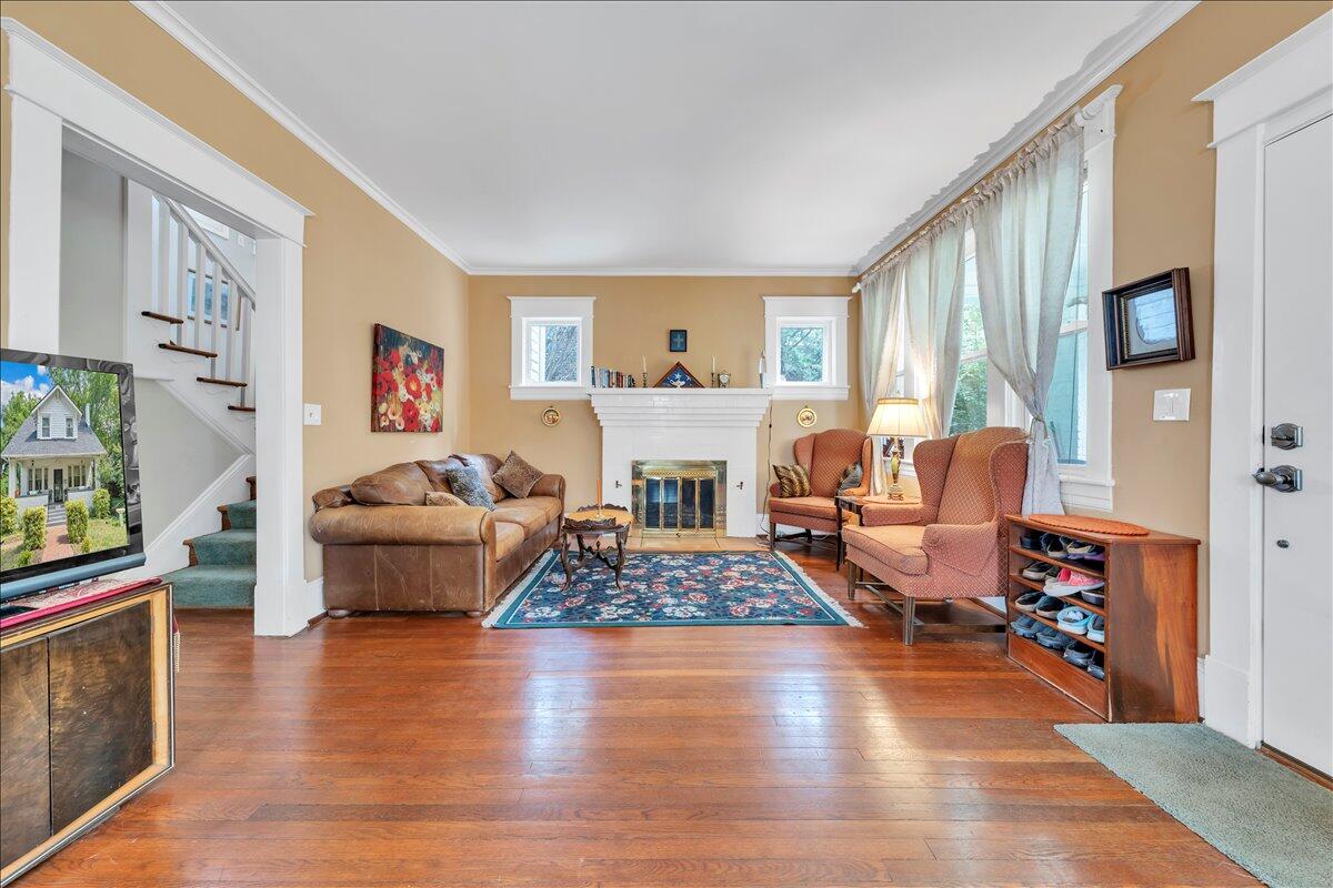 06-MIB09908