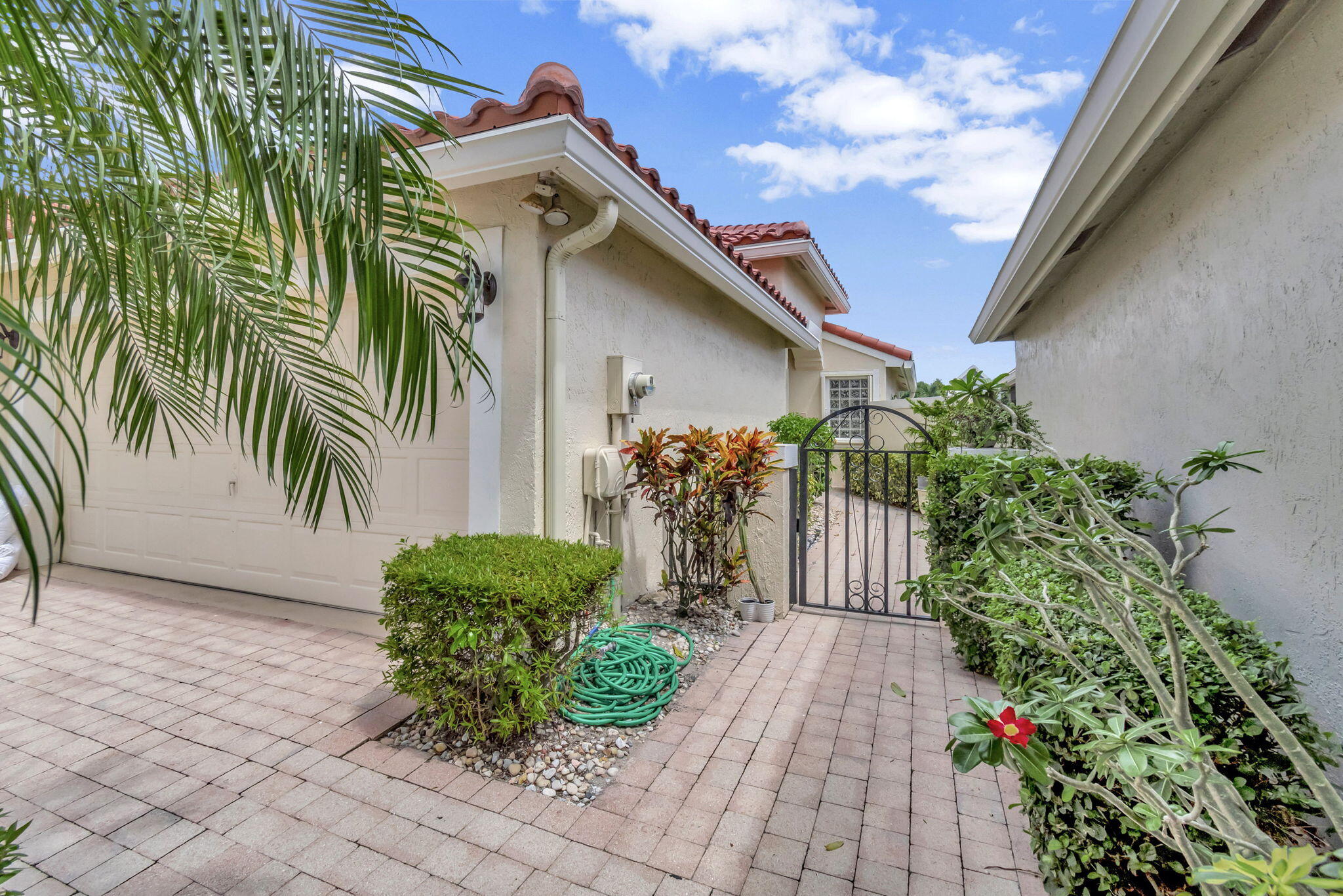 11560 Lawton Road Boynton Beach, FL 33437 - Photo 7 of 95 4-web-or-mls-DSC_6458