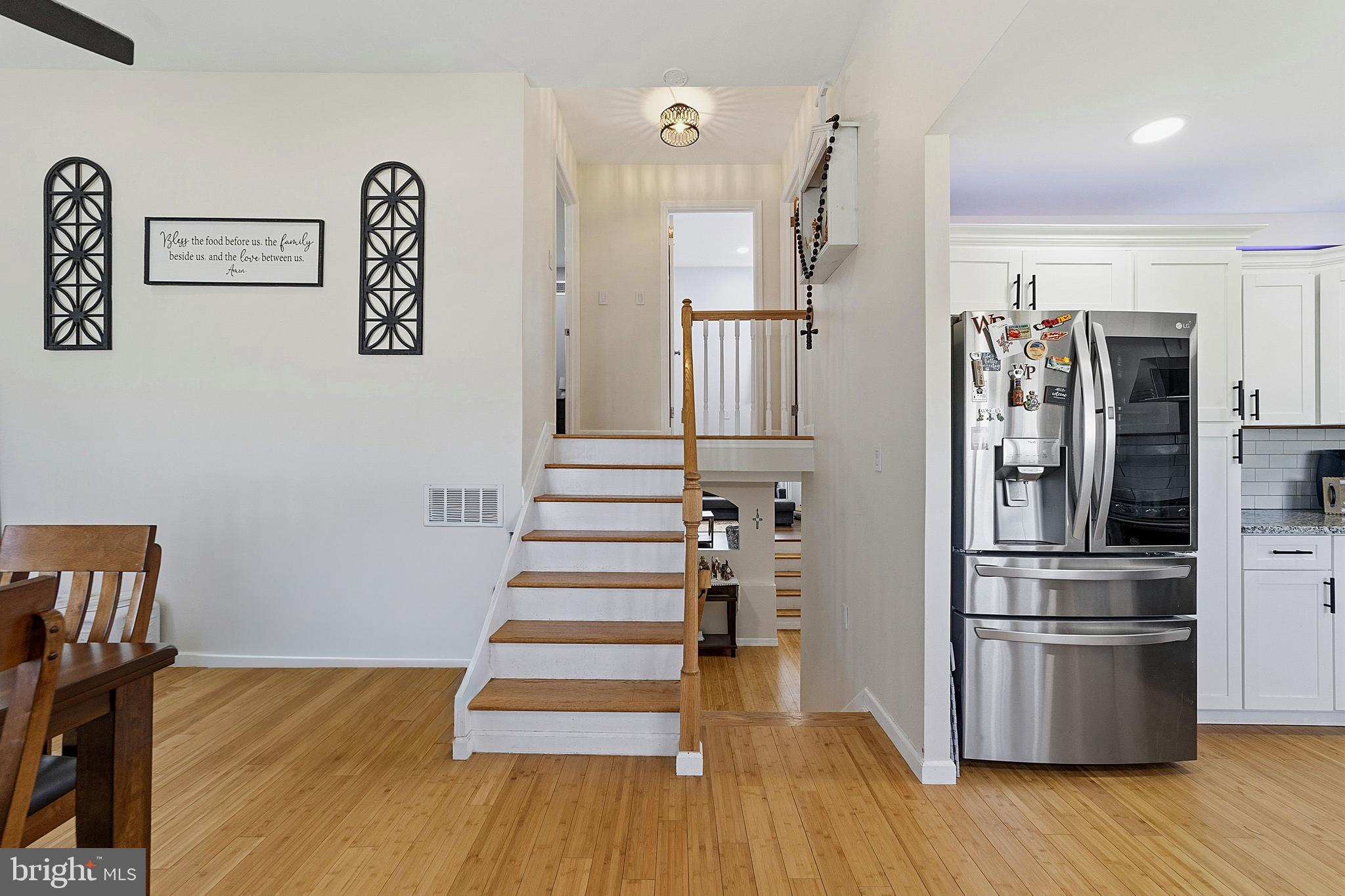 8 Falmouth Road Hamilton, NJ 08620 - Photo 5 of 25