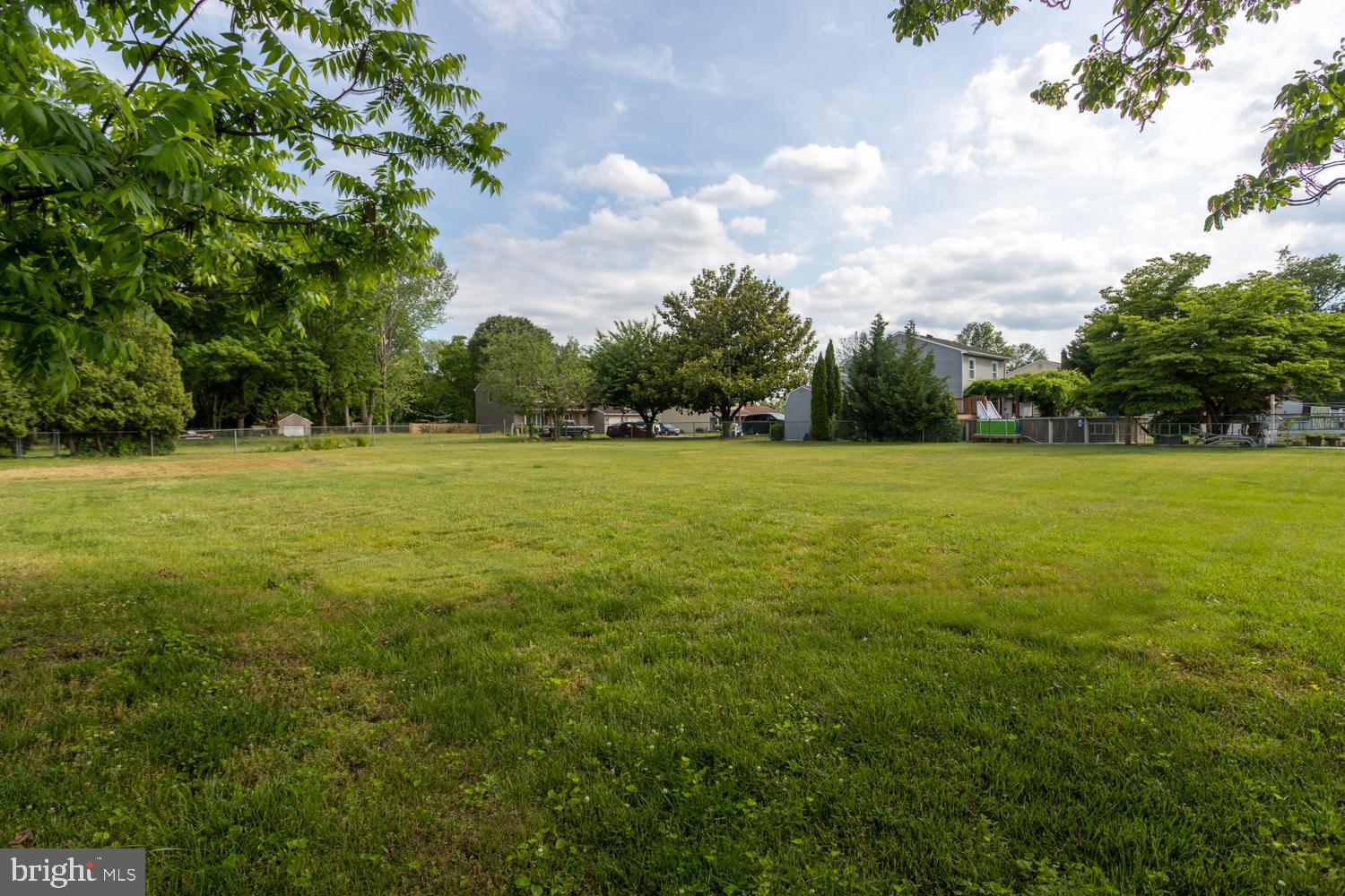 695 7th Street Roebling, NJ 08554 - Photo 35 of 36