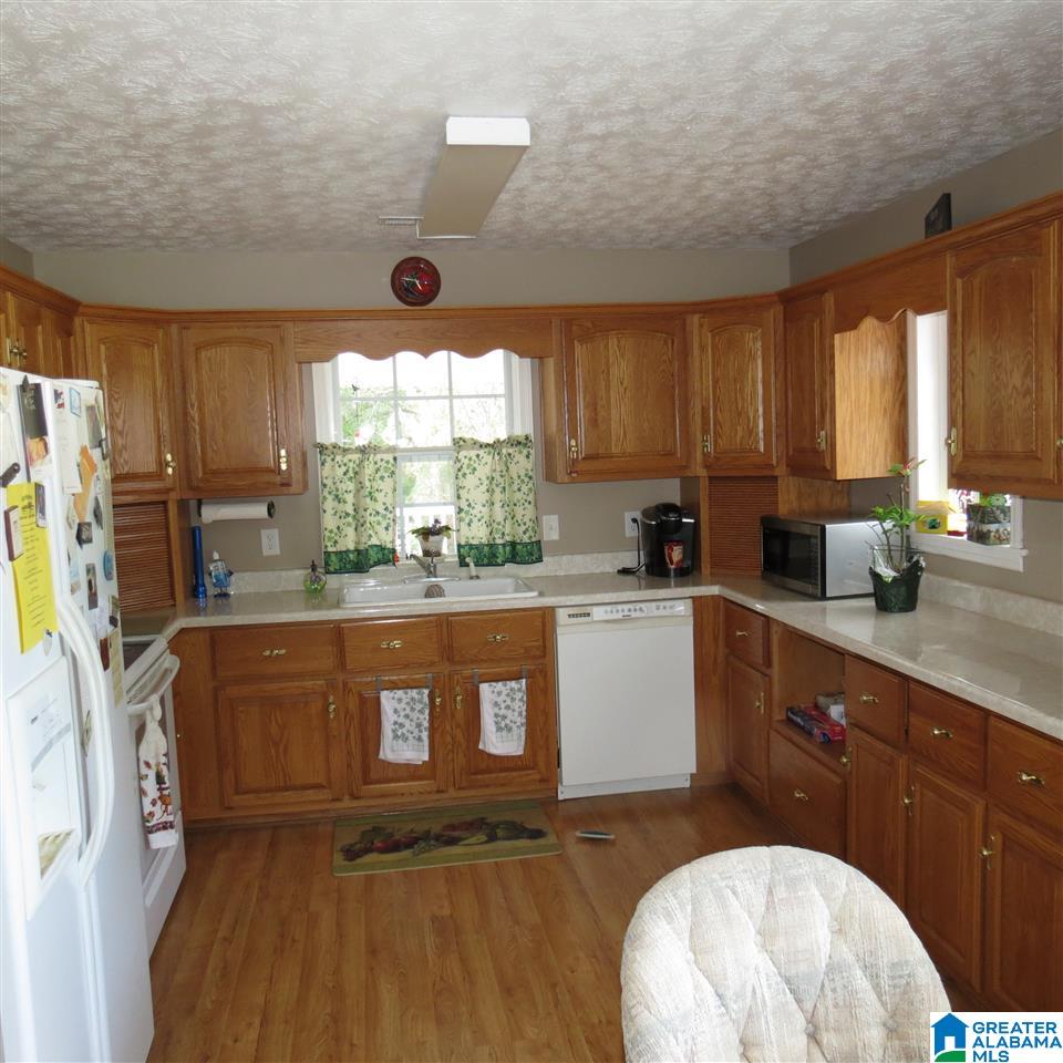 2460 Coldwater Road Anniston, AL 36201 - Photo 5 of 30