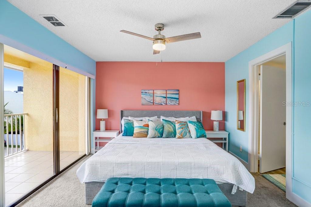 314 Windrush Boulevard, Unit 12 Indian Rocks Beach, FL 33785 - Photo 17 of 39