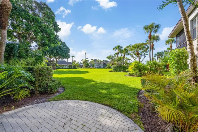 $6,500 | 13307 Polo Club Road, Unit C106, Wellington, FL 33414