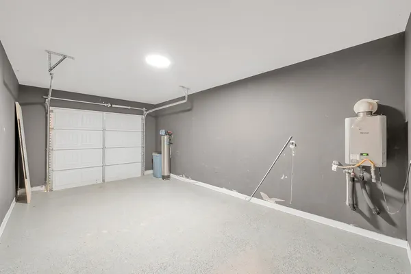 a view of a room with an empty space