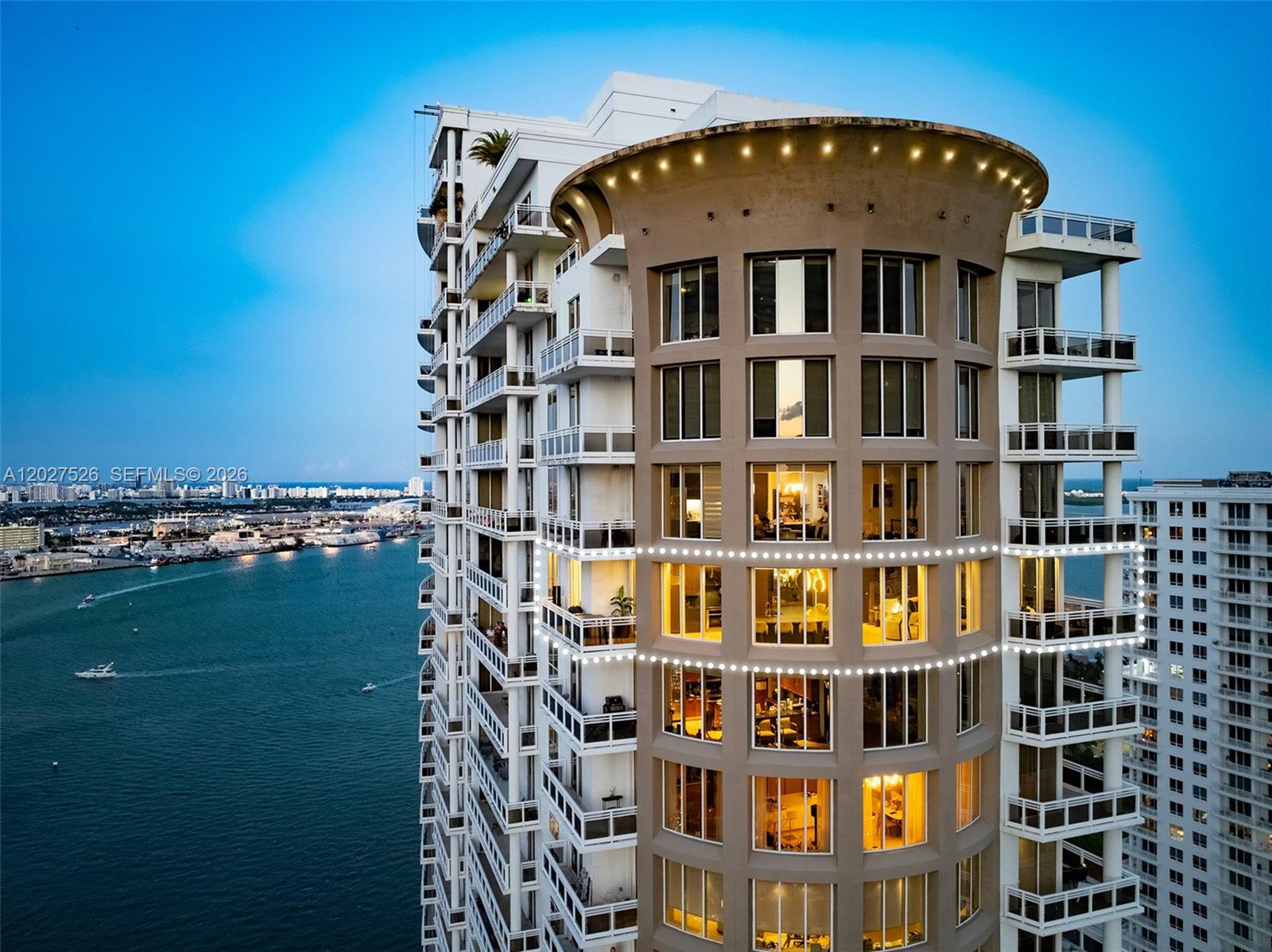 901 Brickell Key Boulevard, Unit 3304 Miami, FL 33131 - Photo 45 of 88