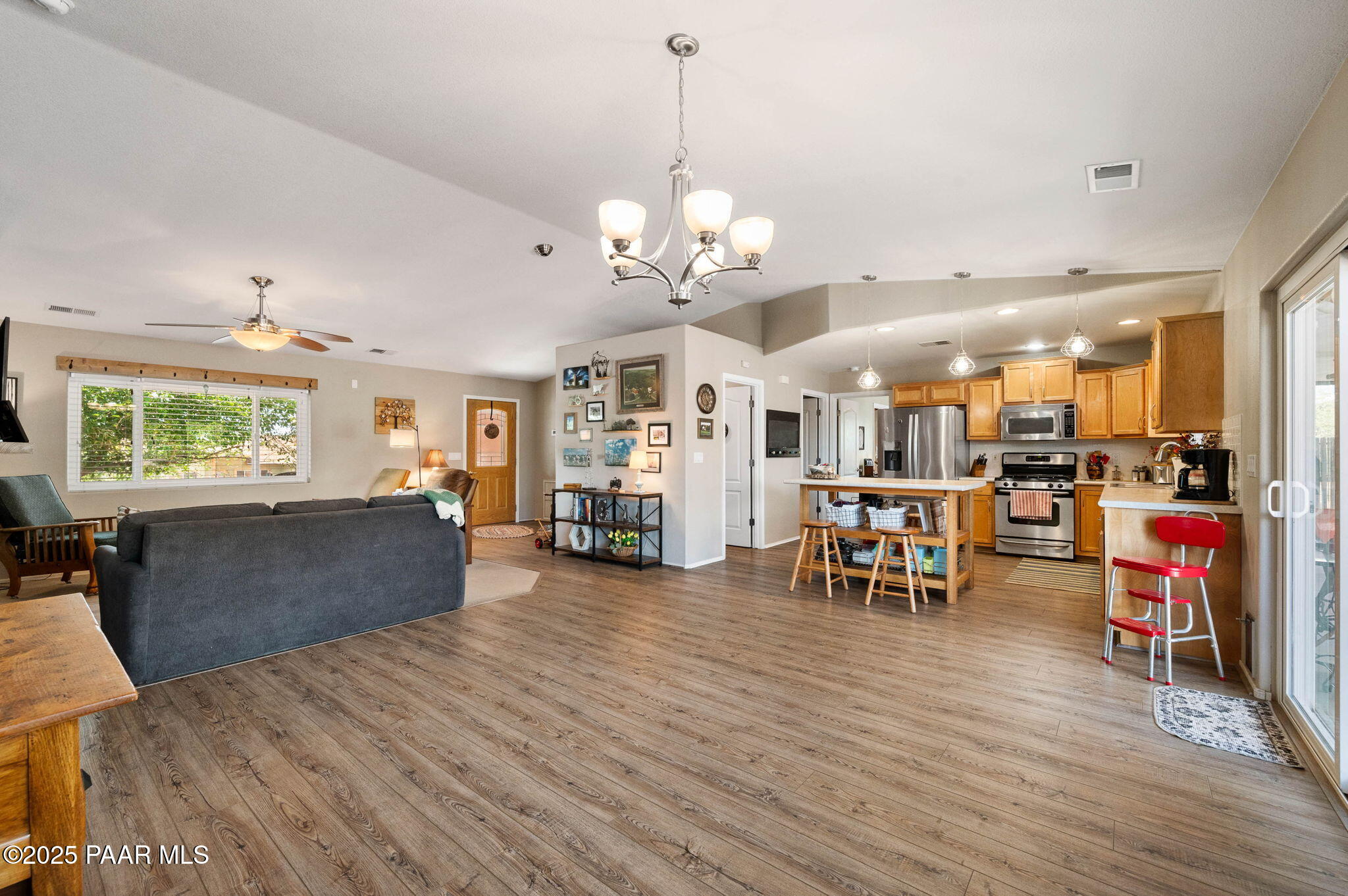 17798 East Trails End Road Mayer, AZ 86333 - Photo 8 of 30