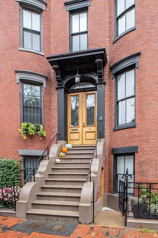 41 Rutland Square, Unit 1 Boston, MA 02118 - Photo 13 of 13