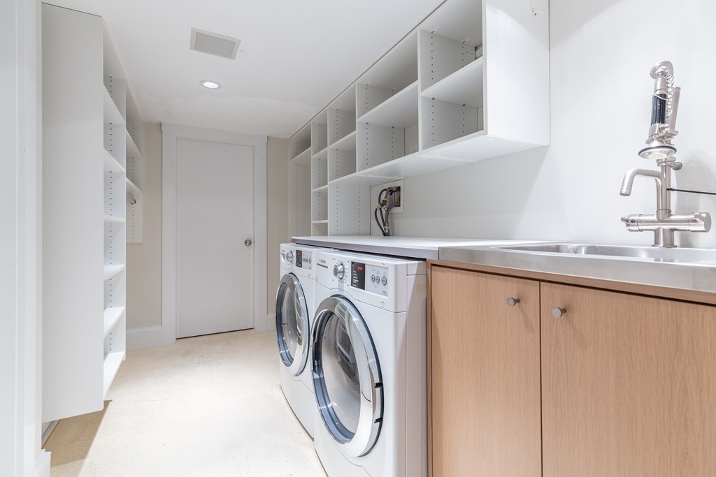 41 Rutland Square, Unit 1 Boston, MA 02118 - Photo 10 of 13