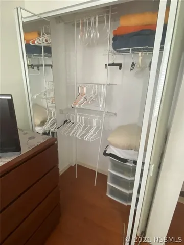 a view of a small area with wooden fence