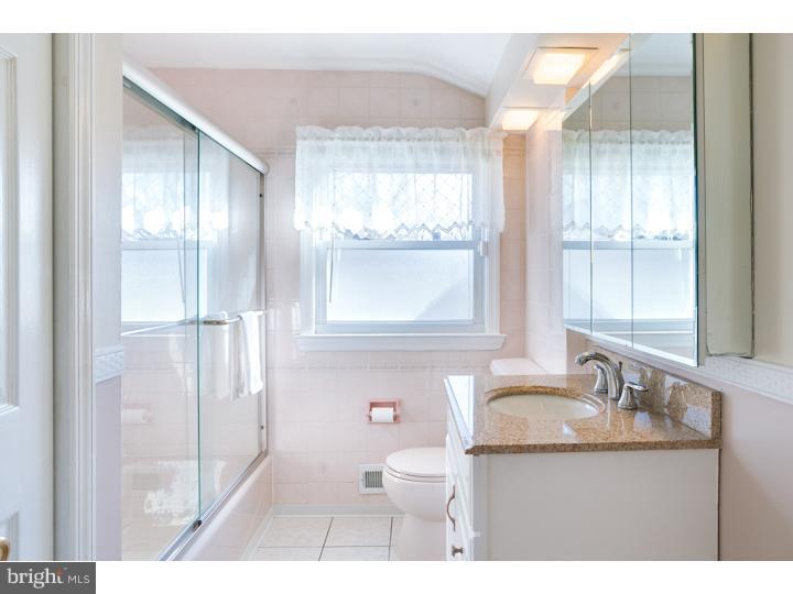 1119 Coopers Kill Road Cherry Hill, NJ 08034 - Photo 12 of 25 Gallery Image 12