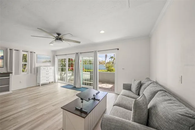 $2,695,000 | 8560 Heron Lagoon Circle, Sarasota, FL 34242