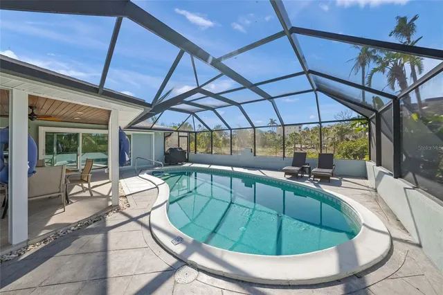 $2,695,000 | 8560 Heron Lagoon Circle, Sarasota, FL 34242