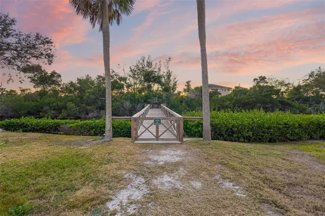 $2,695,000 | 8560 Heron Lagoon Circle, Sarasota, FL 34242