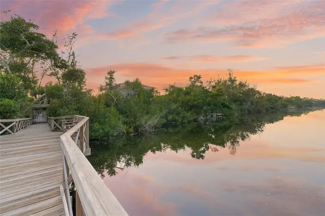 $2,695,000 | 8560 Heron Lagoon Circle, Sarasota, FL 34242