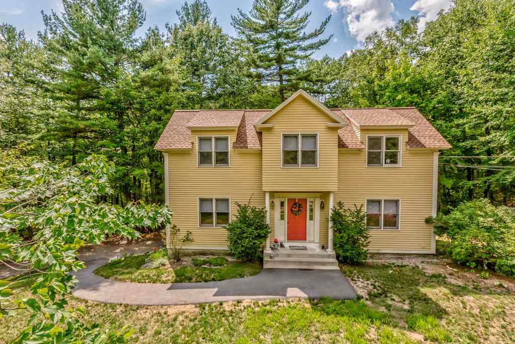 11 Captain Seaver Road Brookline, NH 03033 - Photo 1 of 40