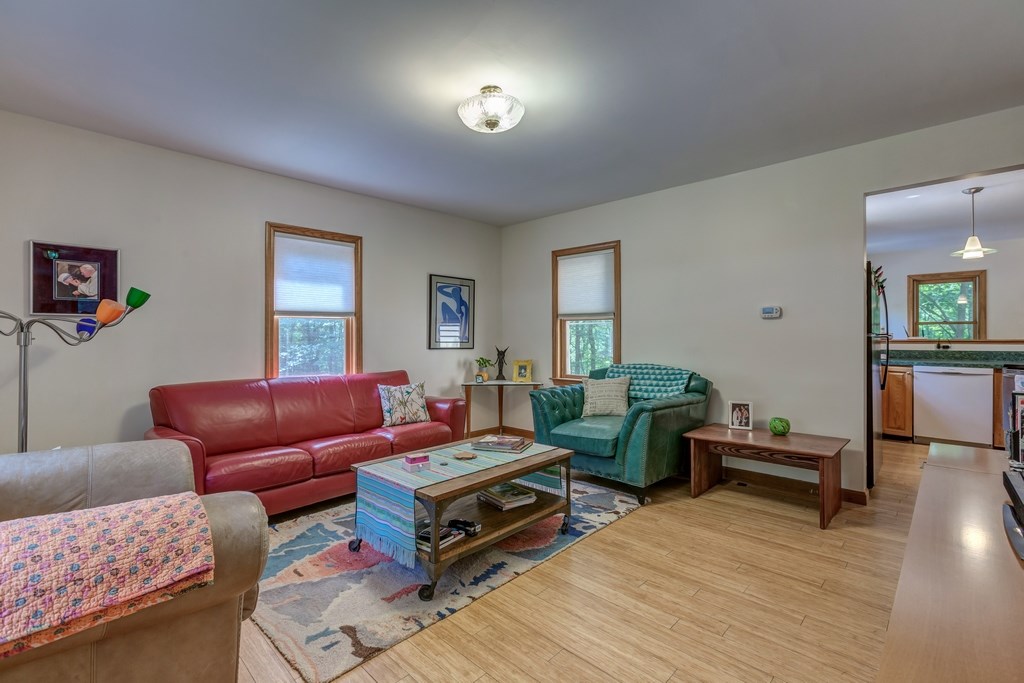 11 Captain Seaver Road Brookline, NH 03033 - Photo 11 of 40