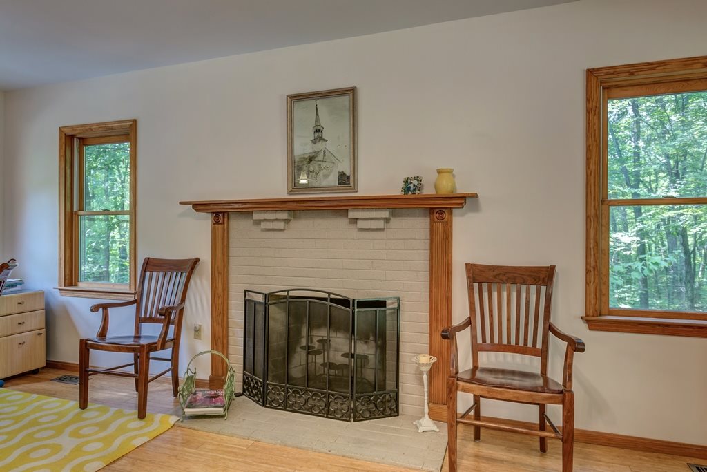 11 Captain Seaver Road Brookline, NH 03033 - Photo 18 of 40