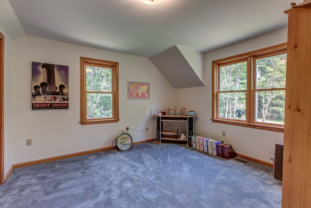 11 Captain Seaver Road Brookline, NH 03033 - Photo 25 of 40