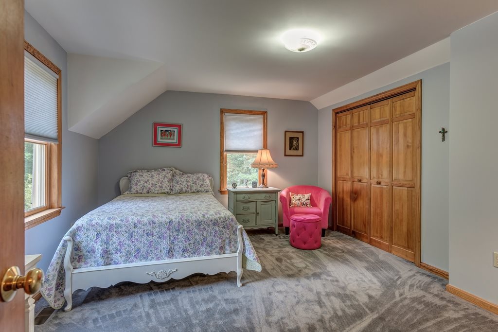 11 Captain Seaver Road Brookline, NH 03033 - Photo 33 of 40