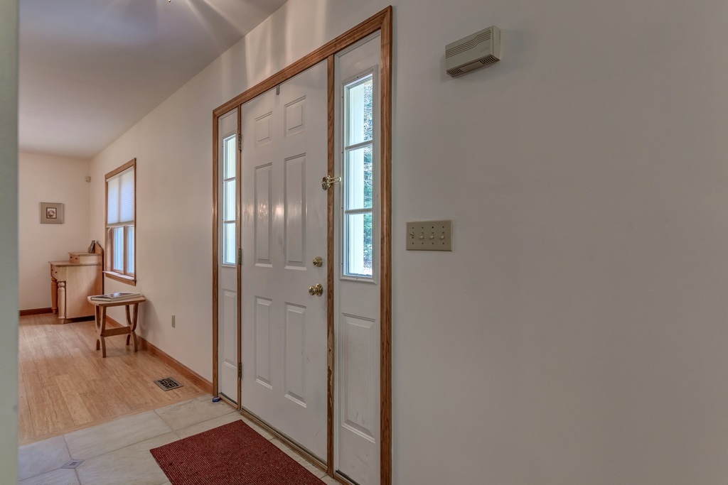 11 Captain Seaver Road Brookline, NH 03033 - Photo 6 of 40