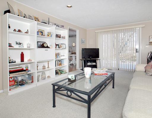 2181 Ramsey Road Monroeville, PA 15146 - Photo 10 of 16 Den/Family/Great Room.