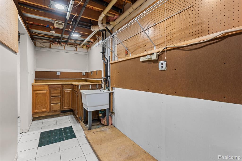 6552 Orion Road Rochester Hills, MI 48306 - Photo 39 of 53 Gallery Image 39