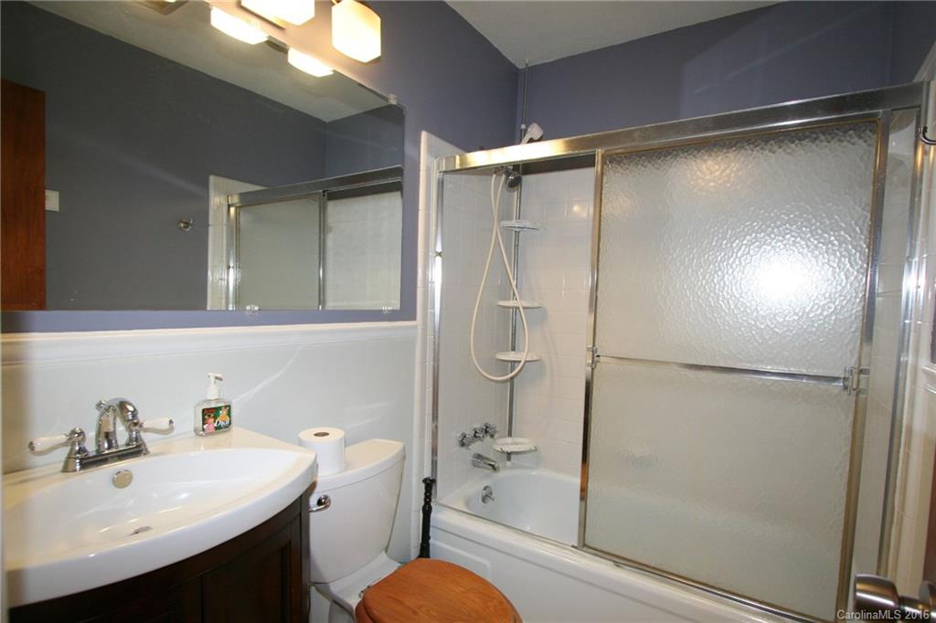 4940 Potter Road Matthews, NC 28104 - Photo 12 of 17 Gallery Image 12