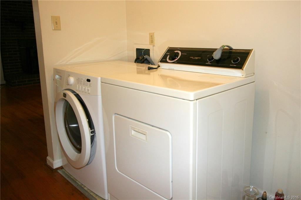 4940 Potter Road Matthews, NC 28104 - Photo 13 of 17 Gallery Image 13