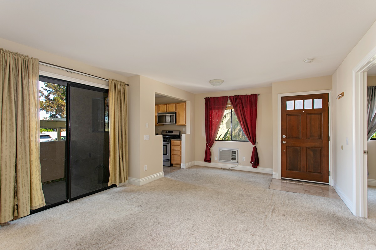 8215 Jade Coast Road, Unit 82 San Diego, CA 92126 - Photo 3 of 15