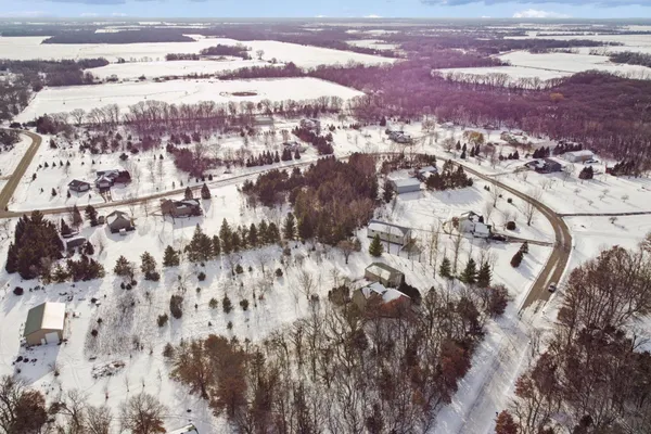 $450,000 | 9191 64th Street, Clear Lake, MN 55319