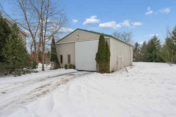 $450,000 | 9191 64th Street, Clear Lake, MN 55319