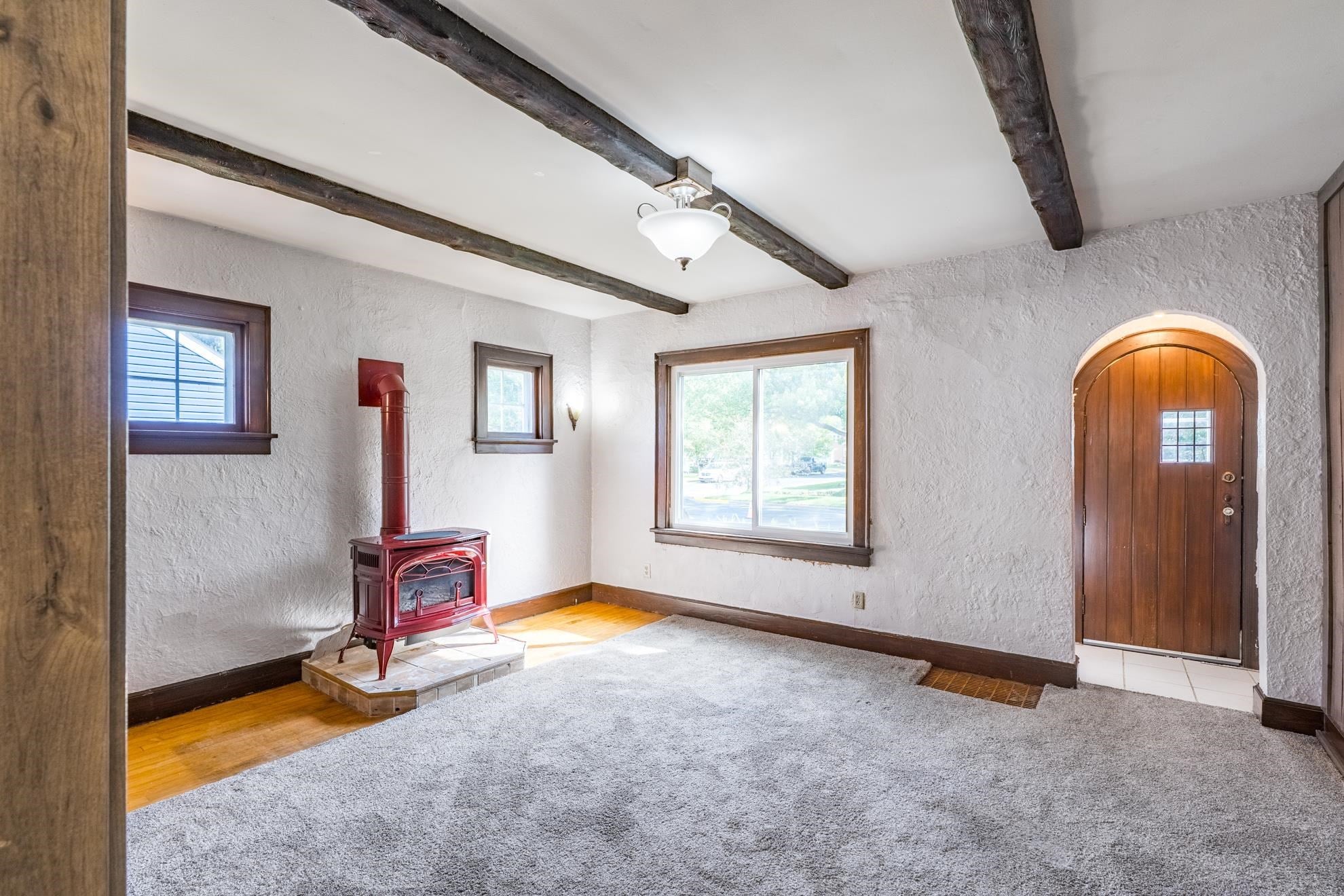 202 Frances Street Rothschild, WI 54474 - Photo 6 of 37 Gallery Image 6