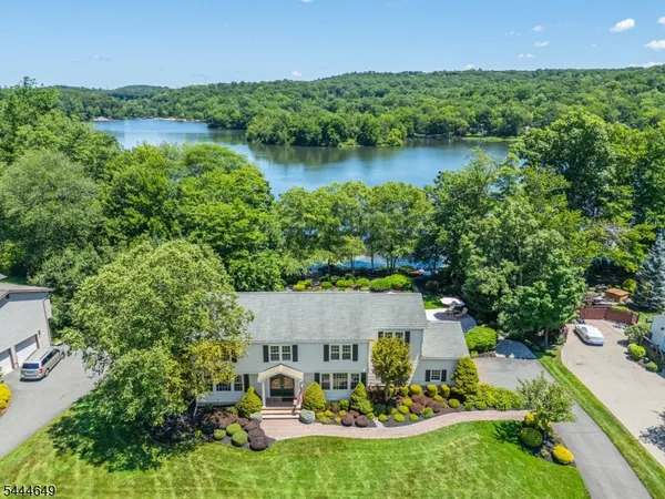 $1,275,000 | 10 Indian Trail Road, Randolph, NJ 07869