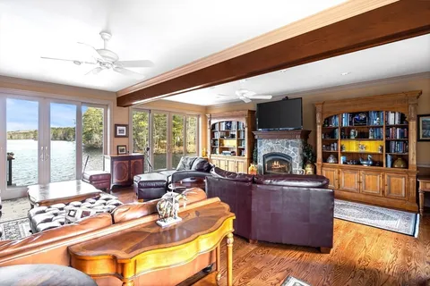 $1,999,500 | 152 Kimball Road, Amesbury, MA 01913