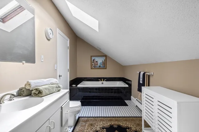 $1,999,500 | 152 Kimball Road, Amesbury, MA 01913