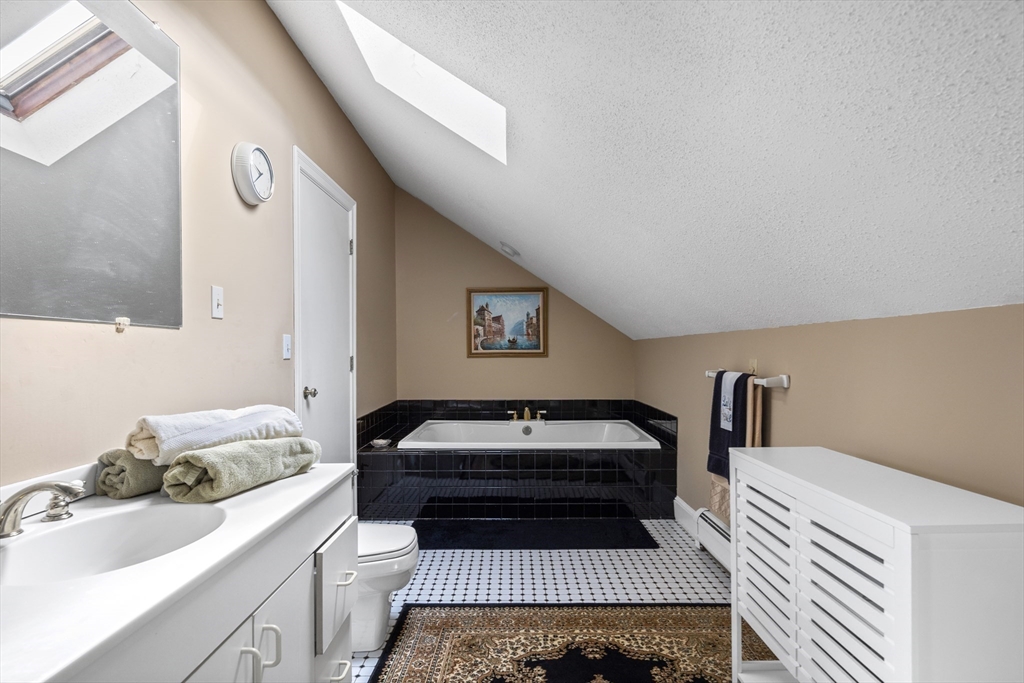 152 Kimball Road Amesbury, MA 01913 - Photo 31 of 40