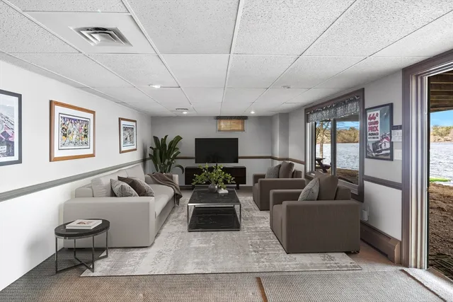 $1,999,500 | 152 Kimball Road, Amesbury, MA 01913