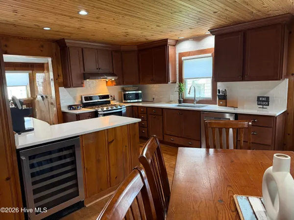 $1,700,000 | 202 West Atlantic Boulevard, Atlantic Beach, NC 28512